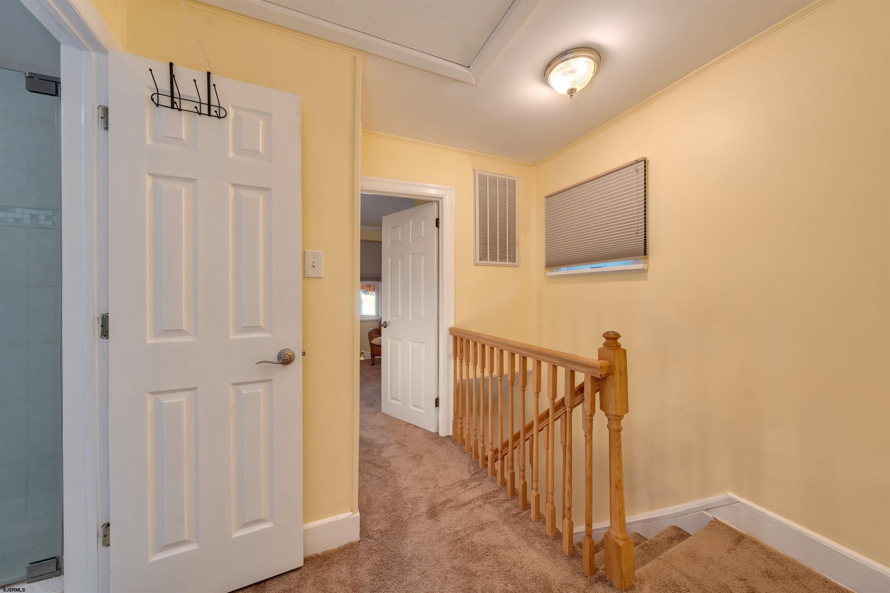 229 N Fredericksburg Ave