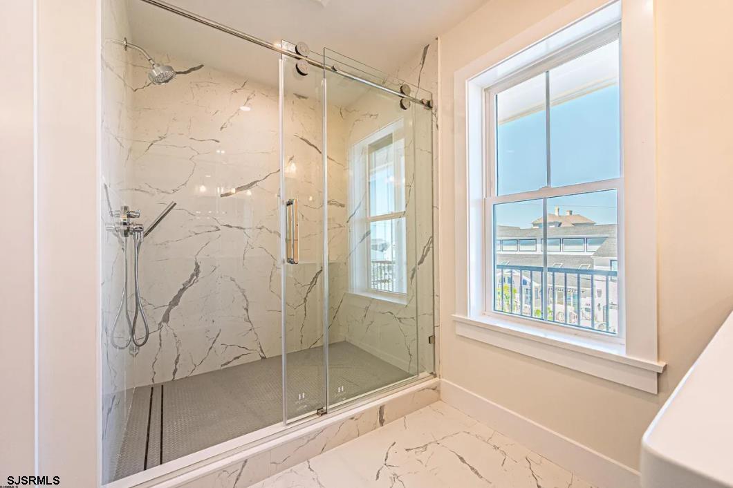 2 A N Buffalo Avenue - Picture 1