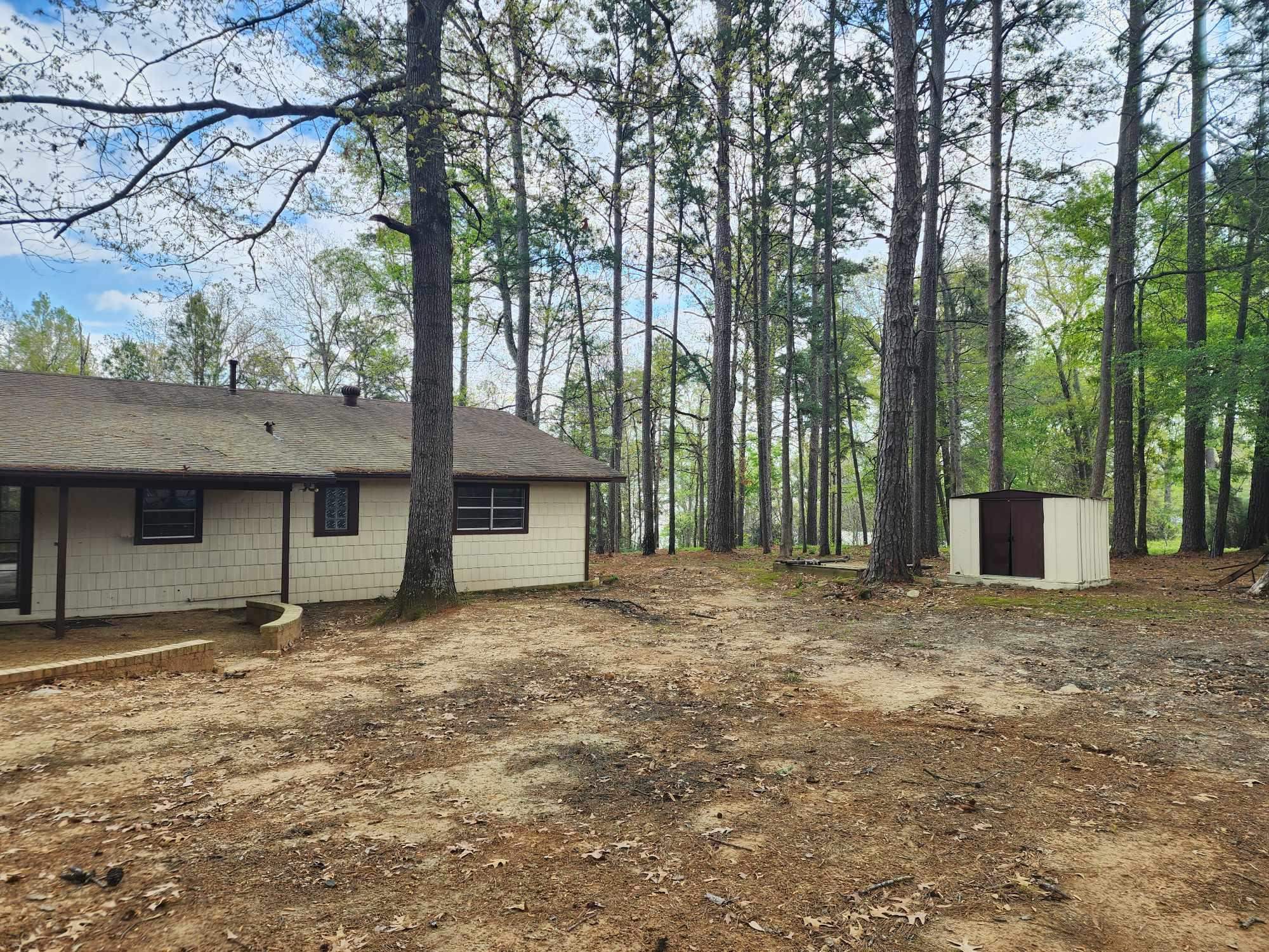 178 SE CR 2760, SHELBYVILLE, TX 75973 Town & Country Real Estate