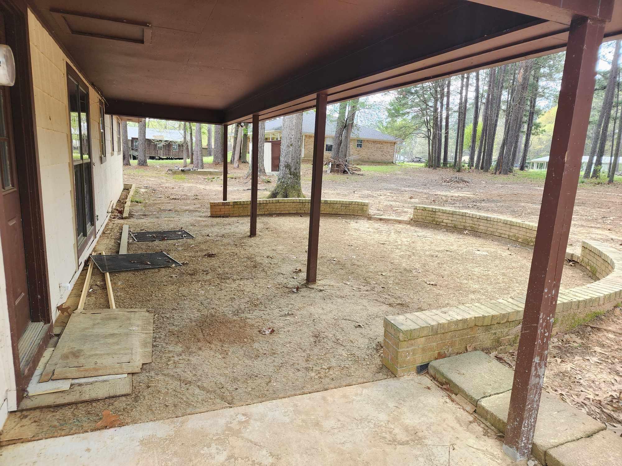 178 SE CR 2760, SHELBYVILLE, TX 75973 Town & Country Real Estate