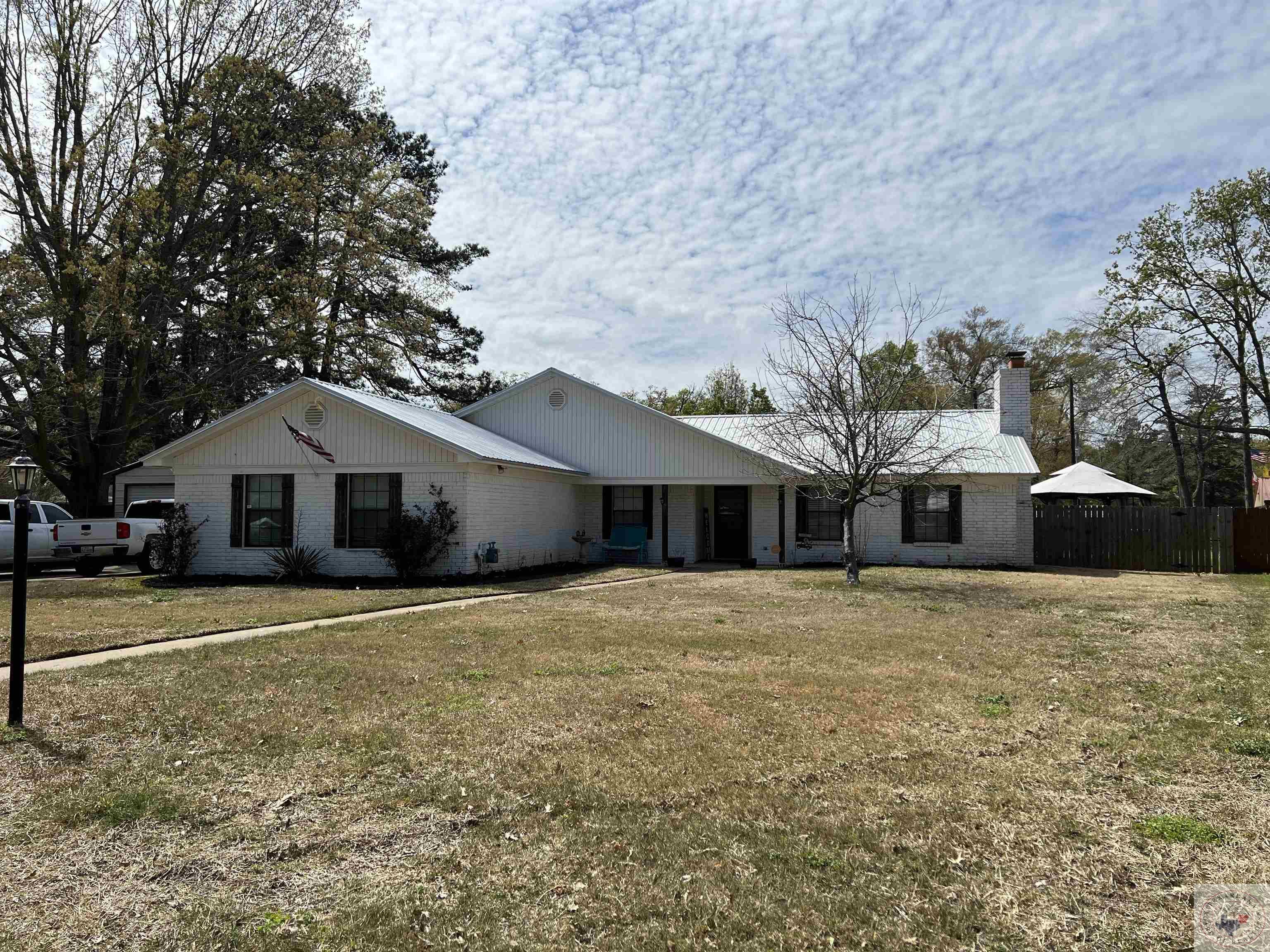18 Kay Circle, Nash, TX 75569
