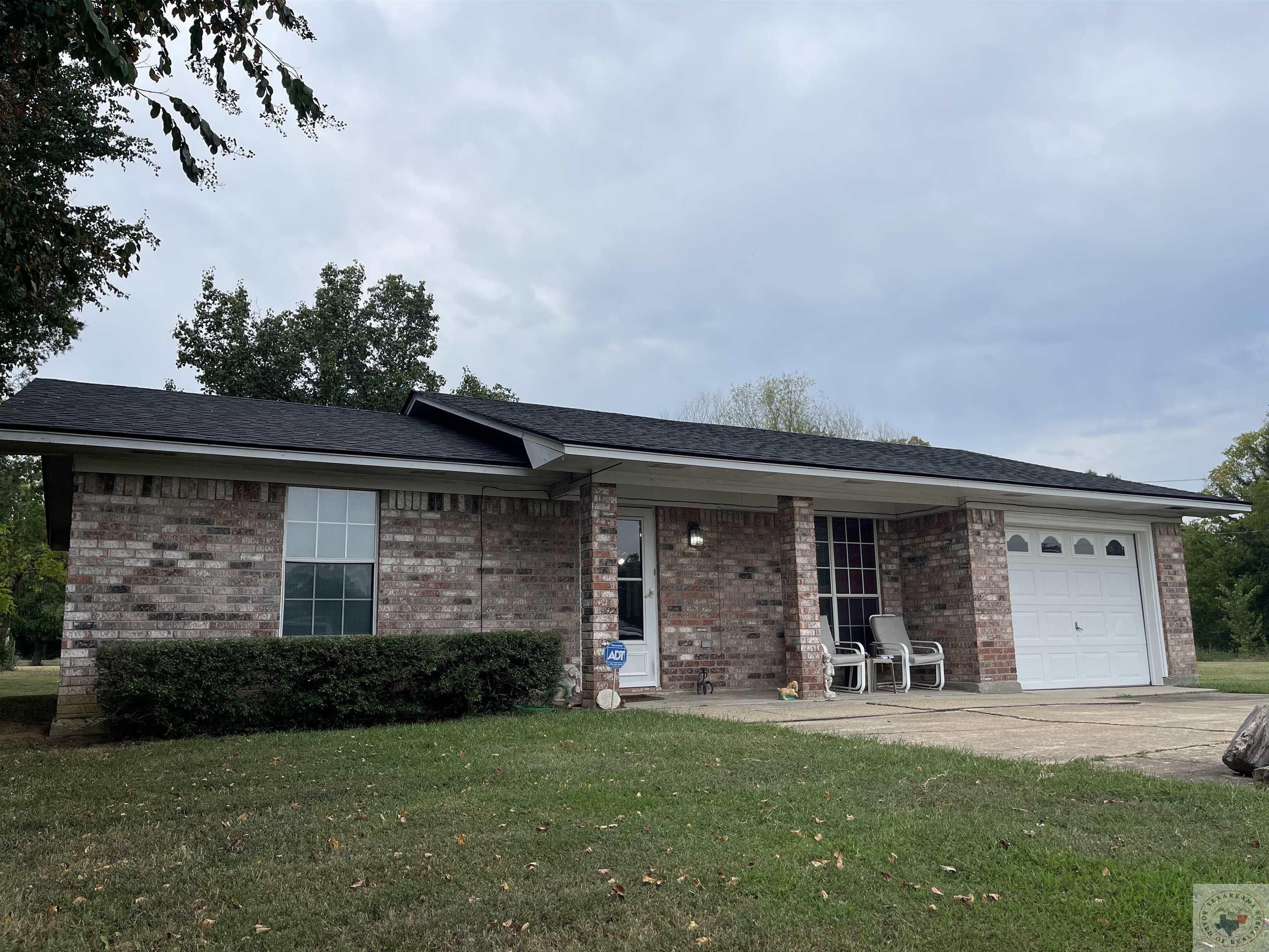 1106 Brooks, New Boston, TX 75570