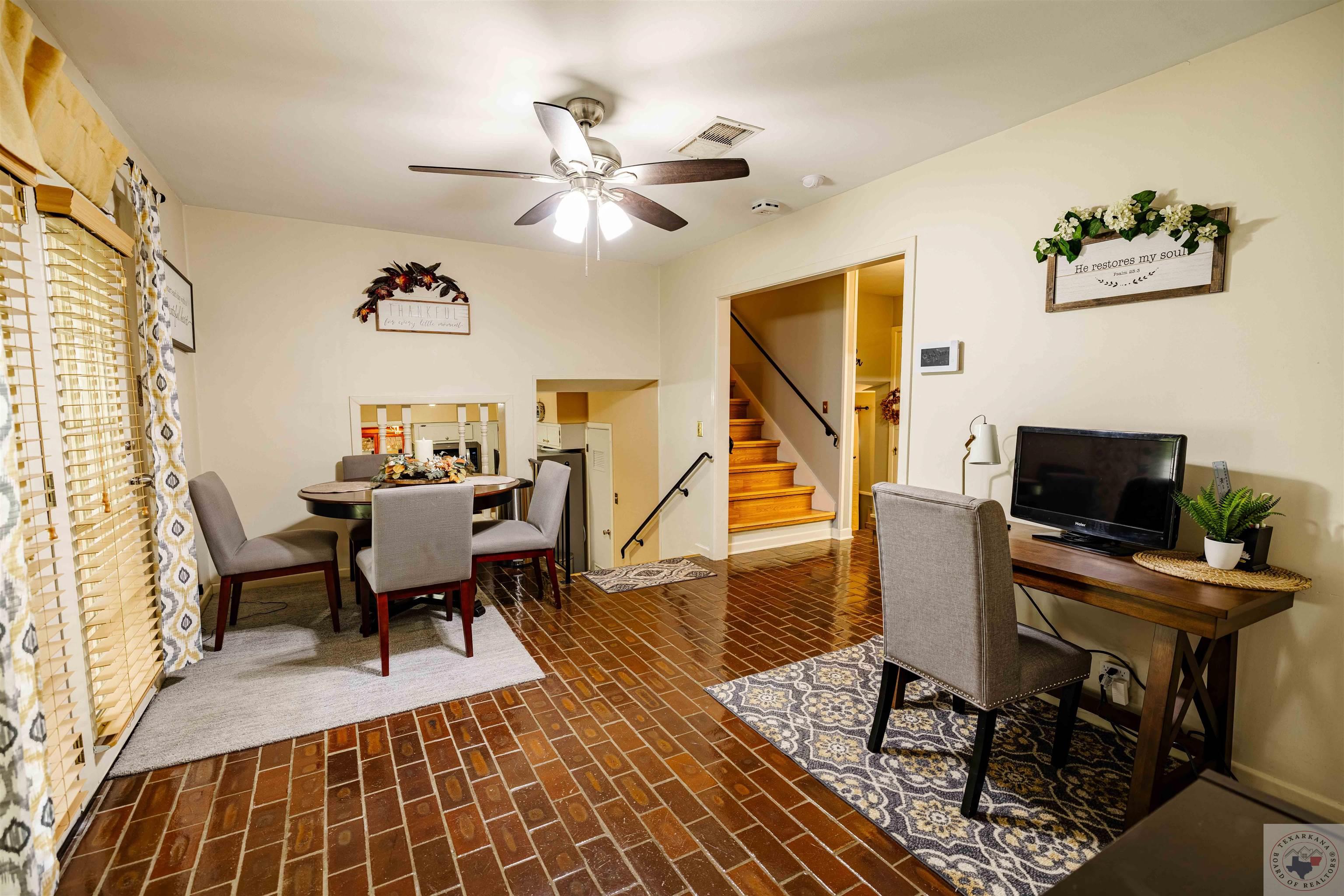 3404 Pine Knoll Rd.
