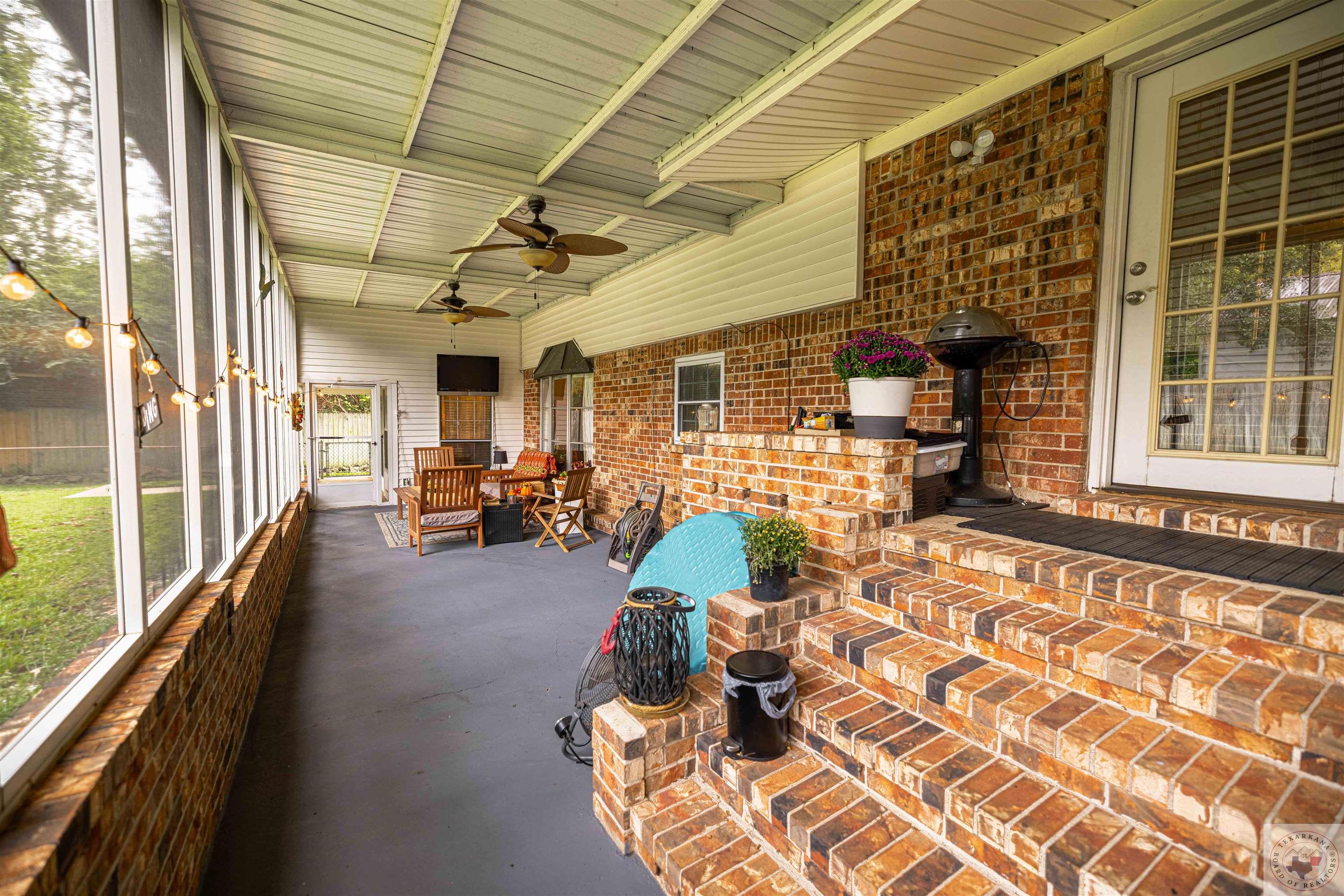 3404 Pine Knoll Rd.