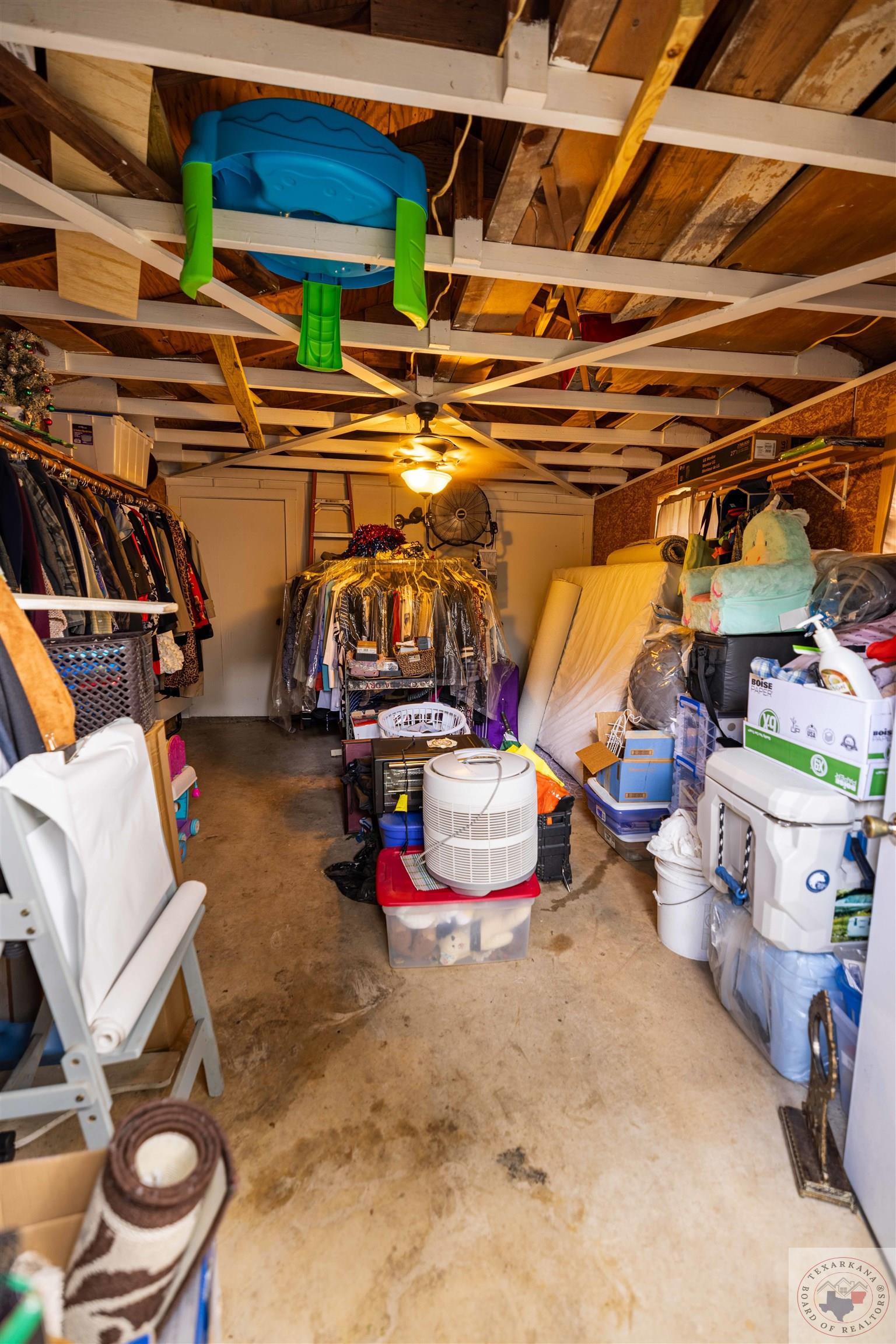 3404 Pine Knoll Rd.