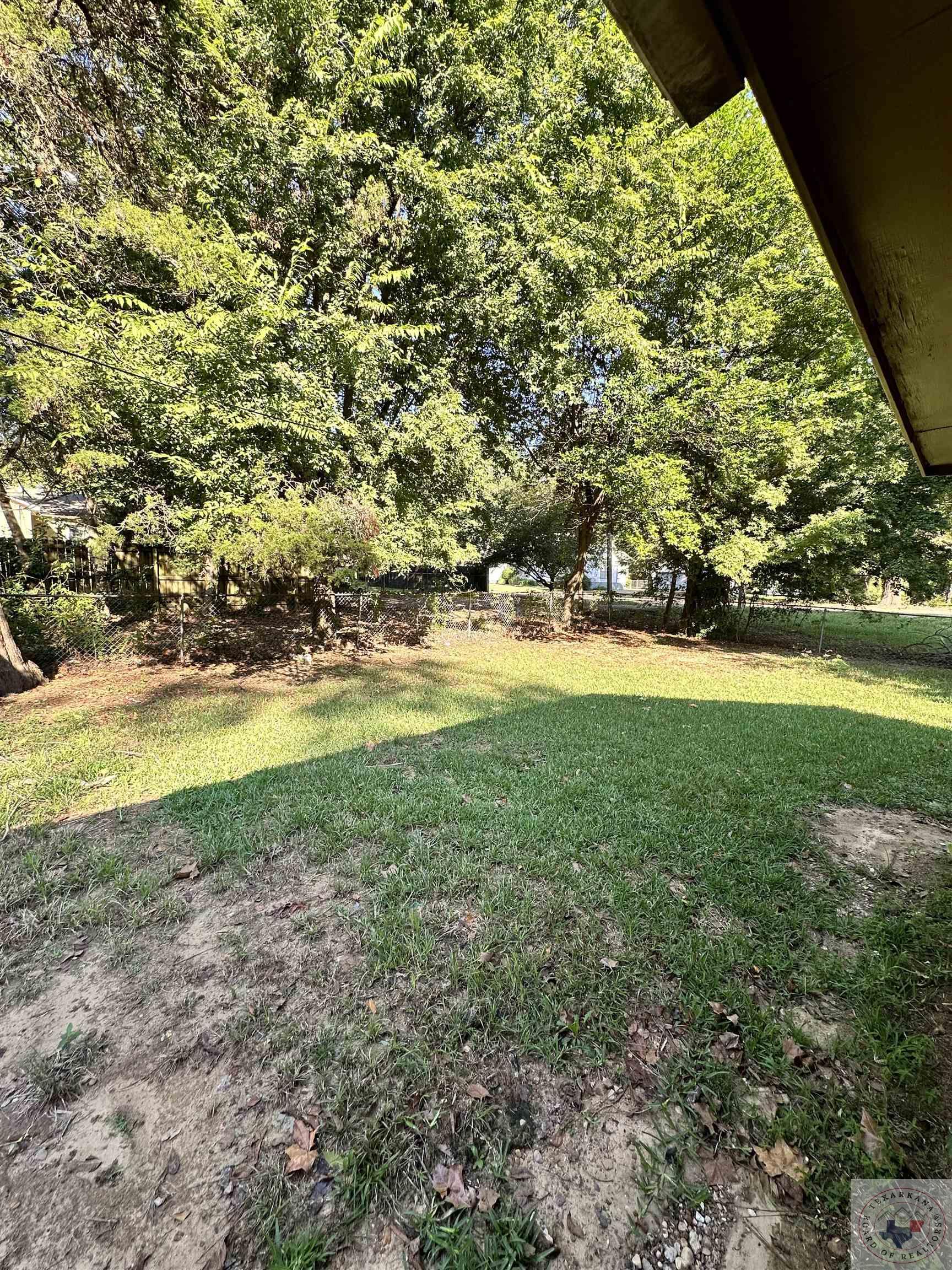 2313-2315 Grand Ave