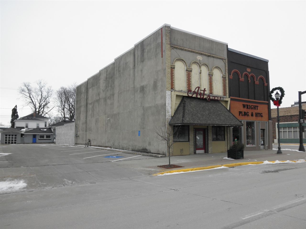 A&J Petersburg Decorah, Iowa