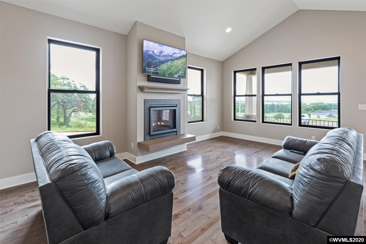 3445 SW Buckeye Pl