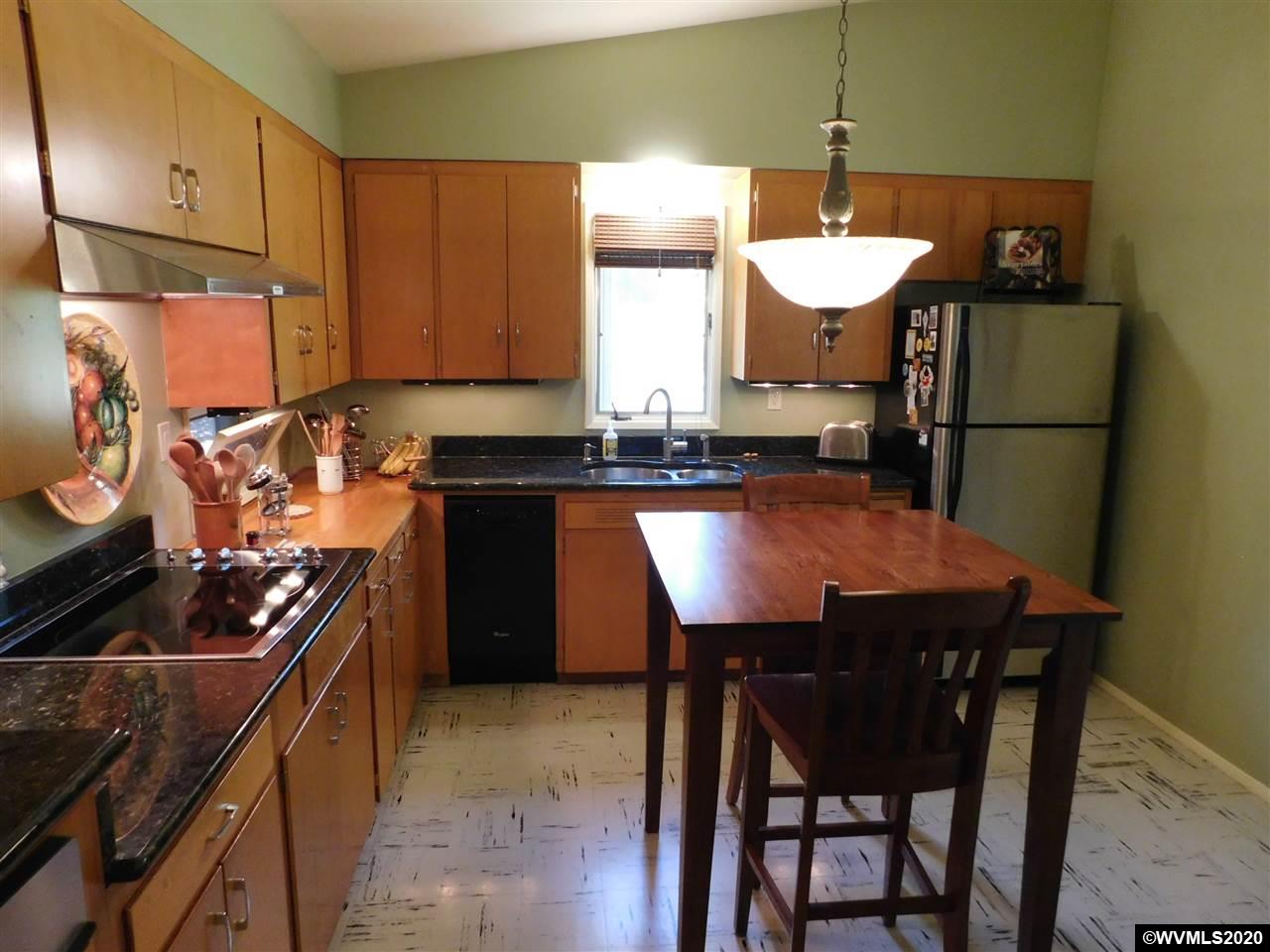 924 NW 30th St