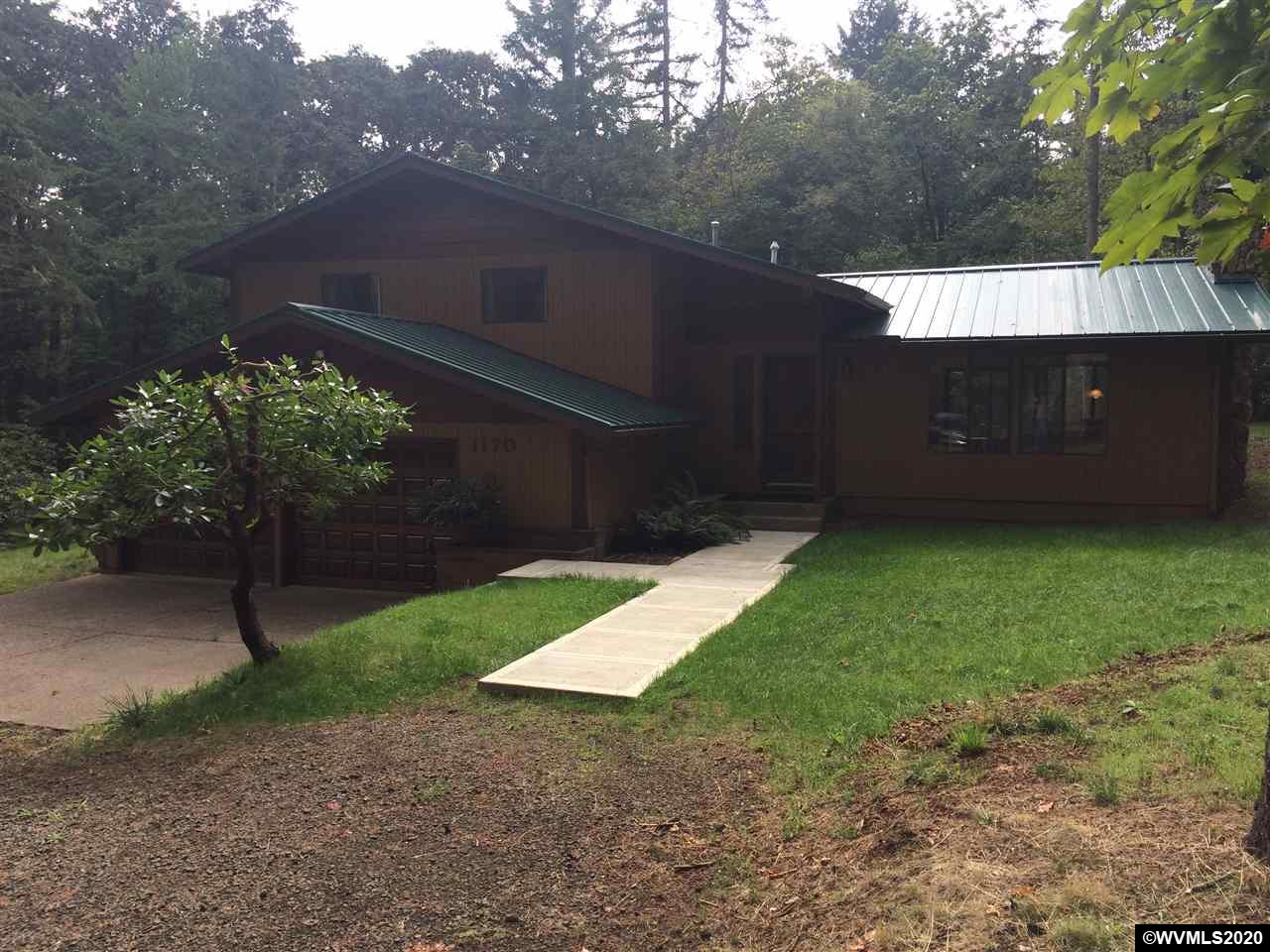 1170 NW Country Hills Dr