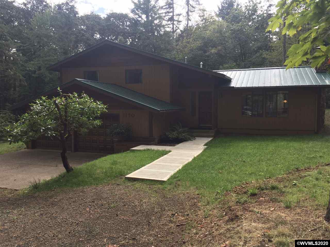 1170 NW Country Hills Dr