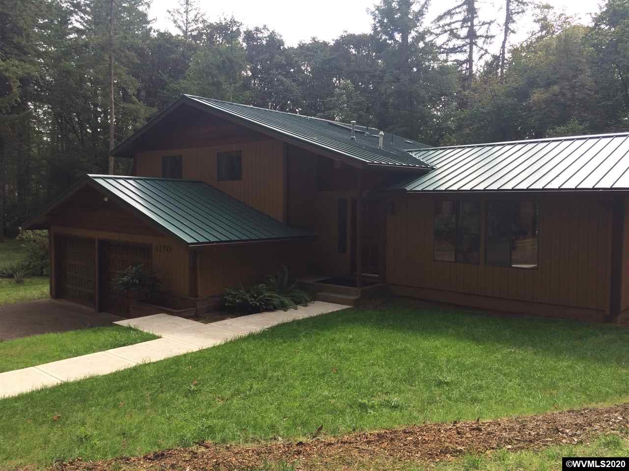 1170 NW Country Hills Dr