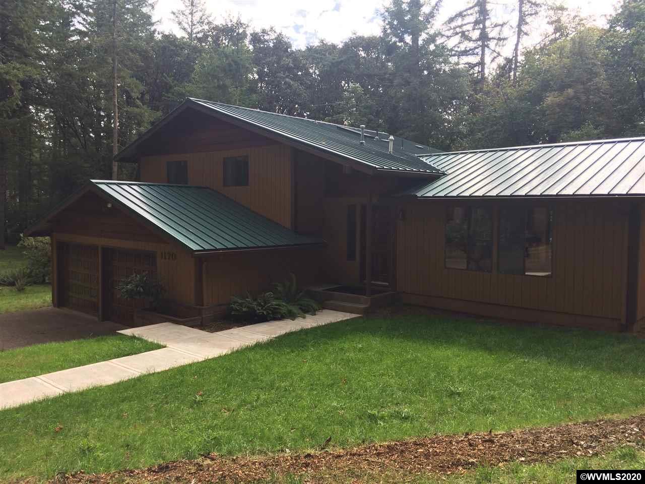 1170 NW Country Hills Dr