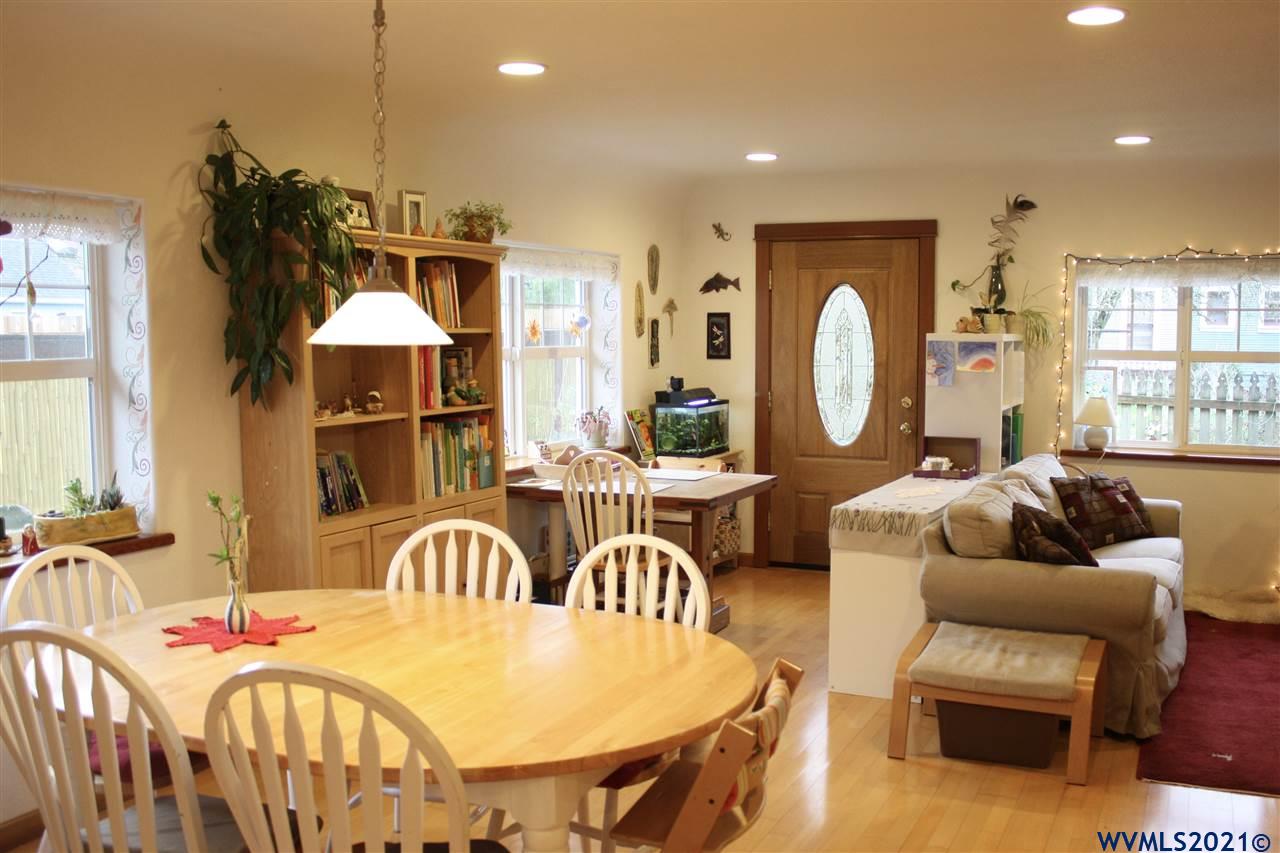 532 NW 16th St