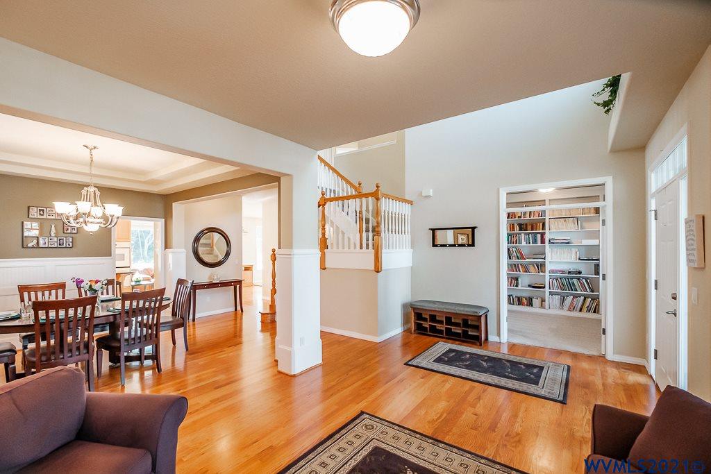 5920 SW Quietcreek Dr