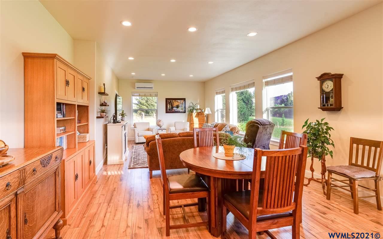 31381 Georgetown Ln