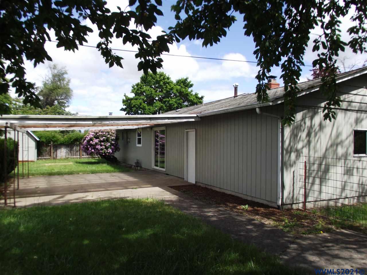 2703 28th Av SE