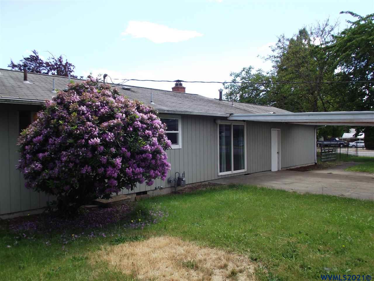 2703 28th Av SE