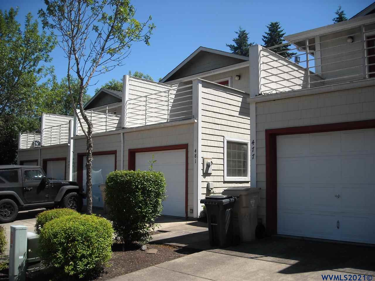 481 NE Conifer Bl
