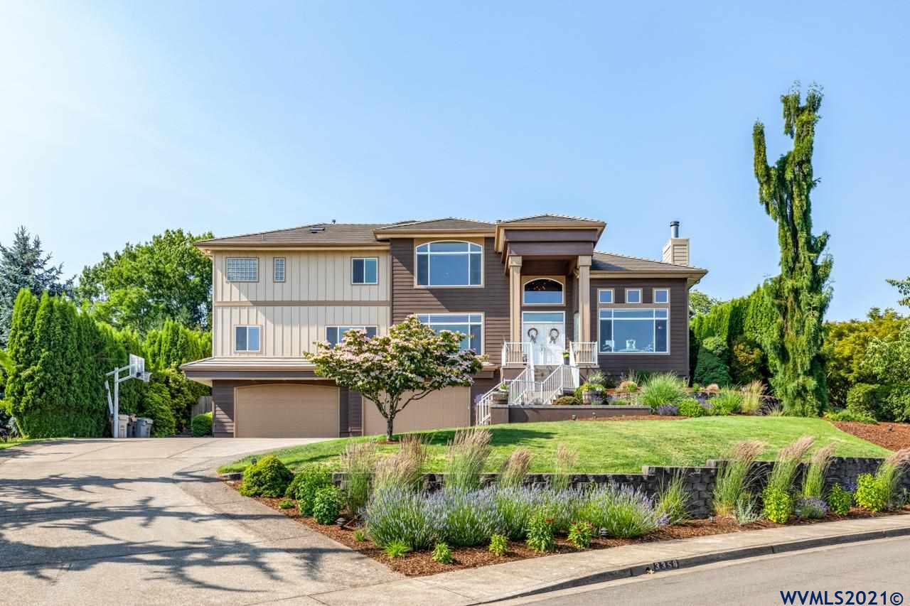 3358 NW Silktassel Dr