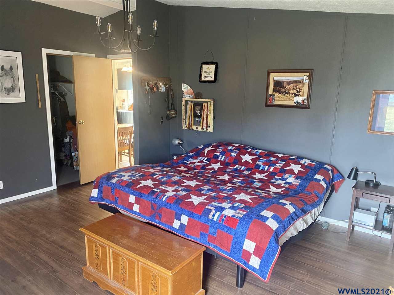 23826 Price Creek Rd