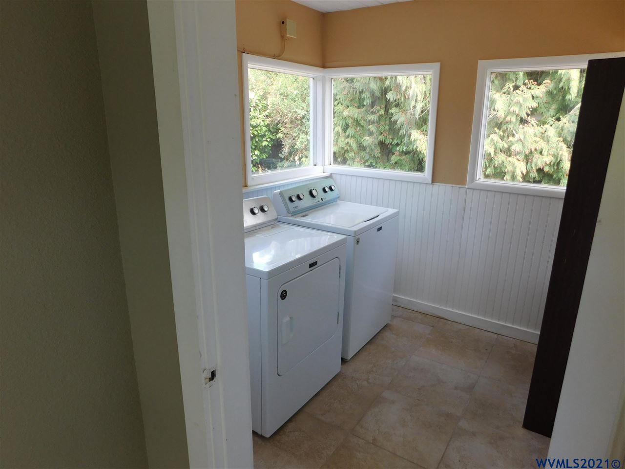 1315 15th Av SW