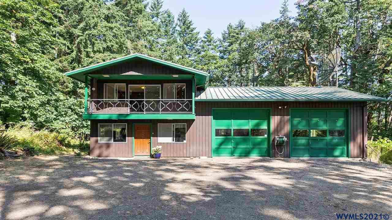 2260 NW Chinook Dr