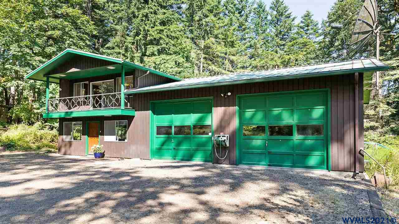 2260 NW Chinook Dr