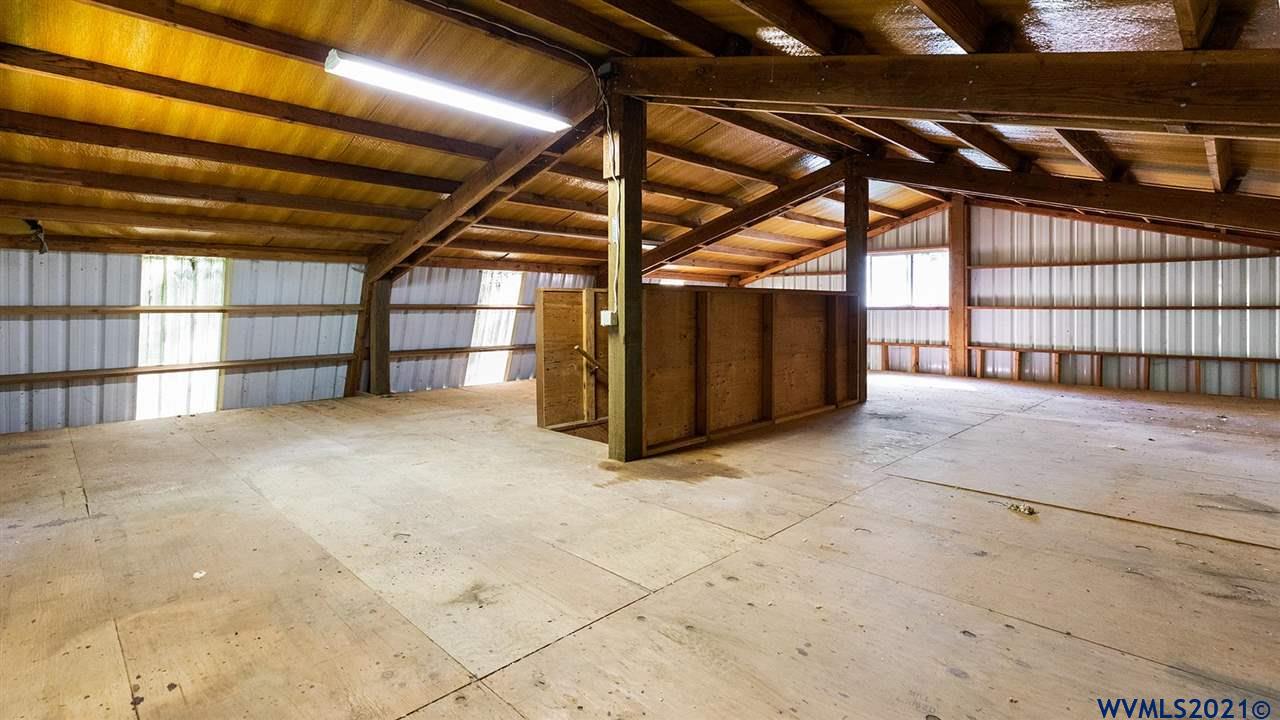 2260 NW Chinook Dr