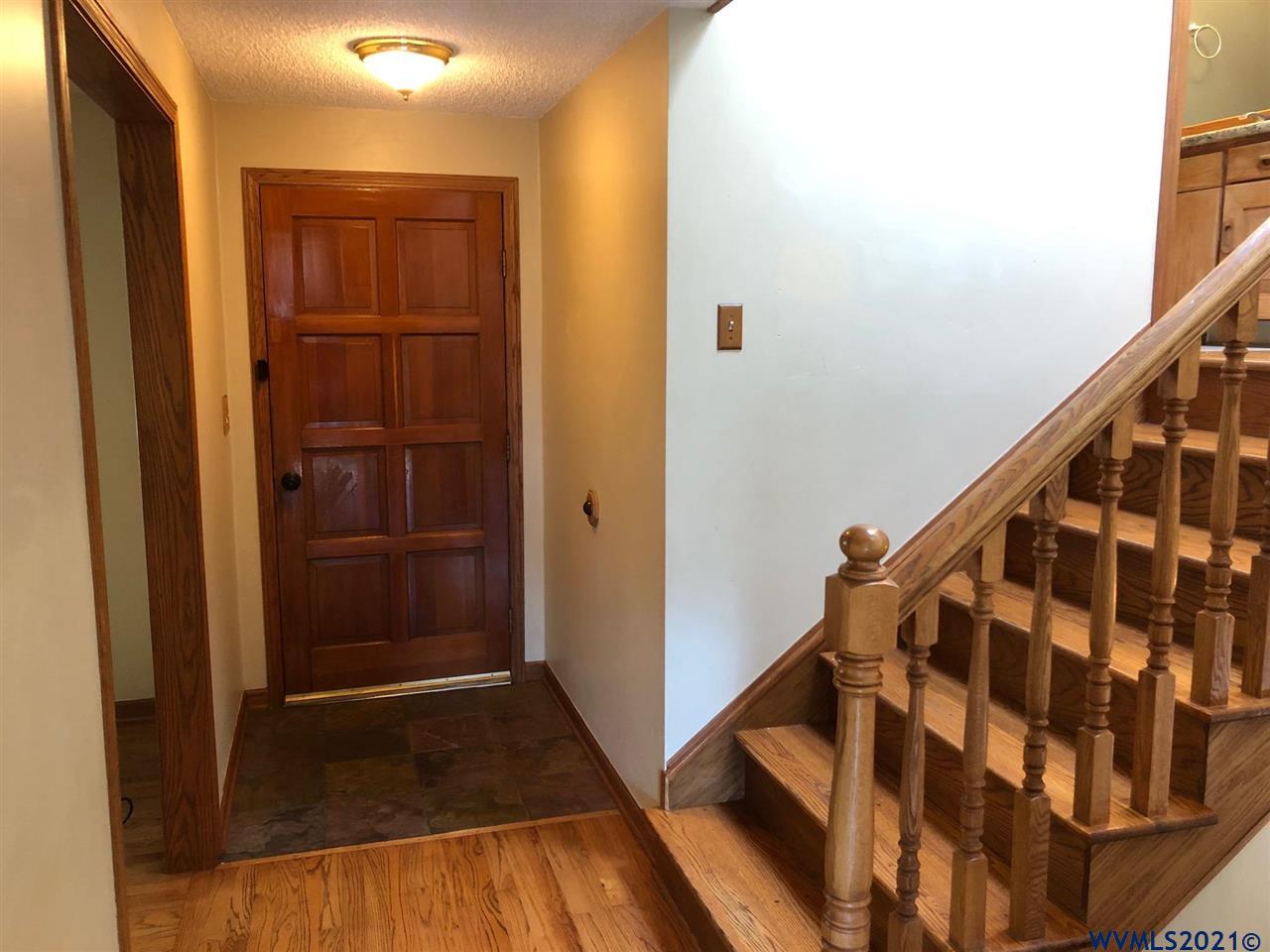 3650 NW Roosevelt Dr