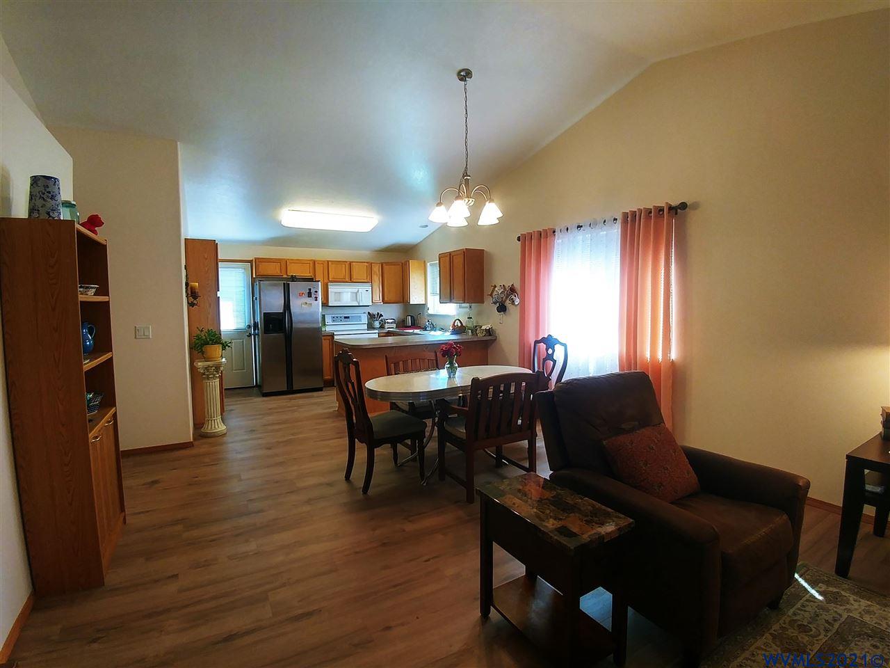 2224 Del Rio Av SE