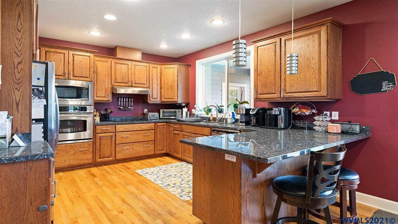 33948 Highway 99E