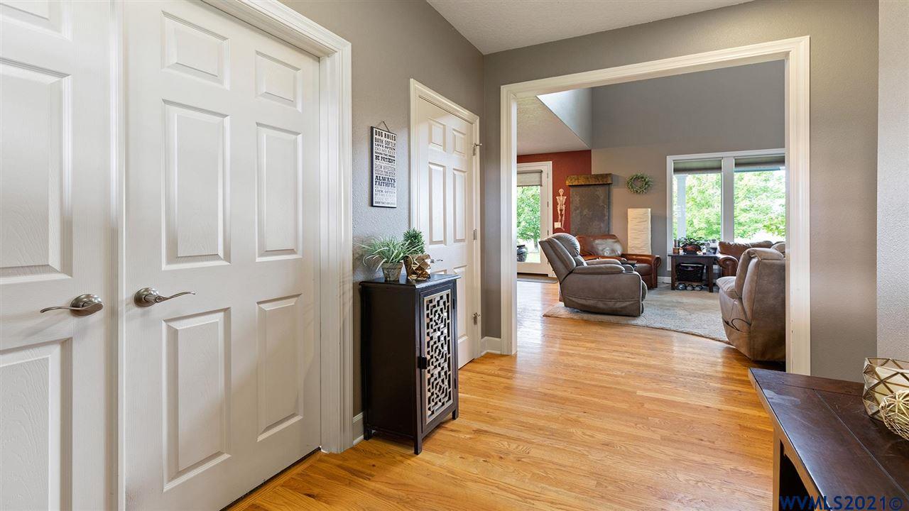 33948 Highway 99E