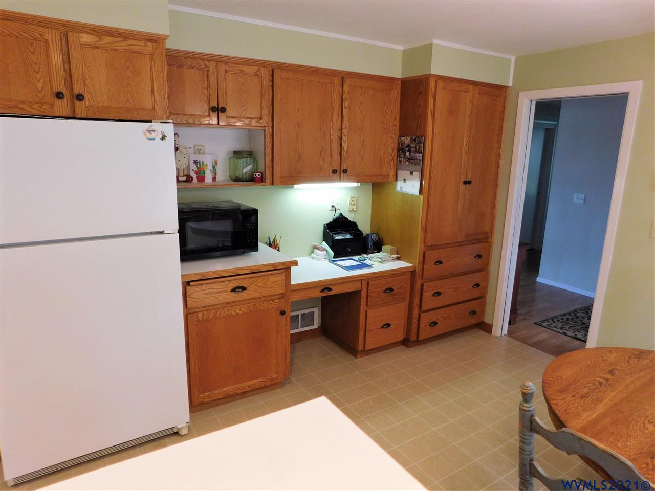 2795 SW Fairmont Dr
