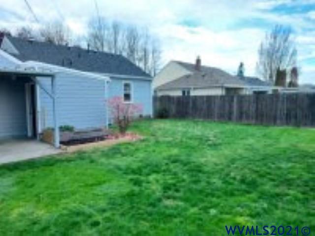 1090 14th Av SW