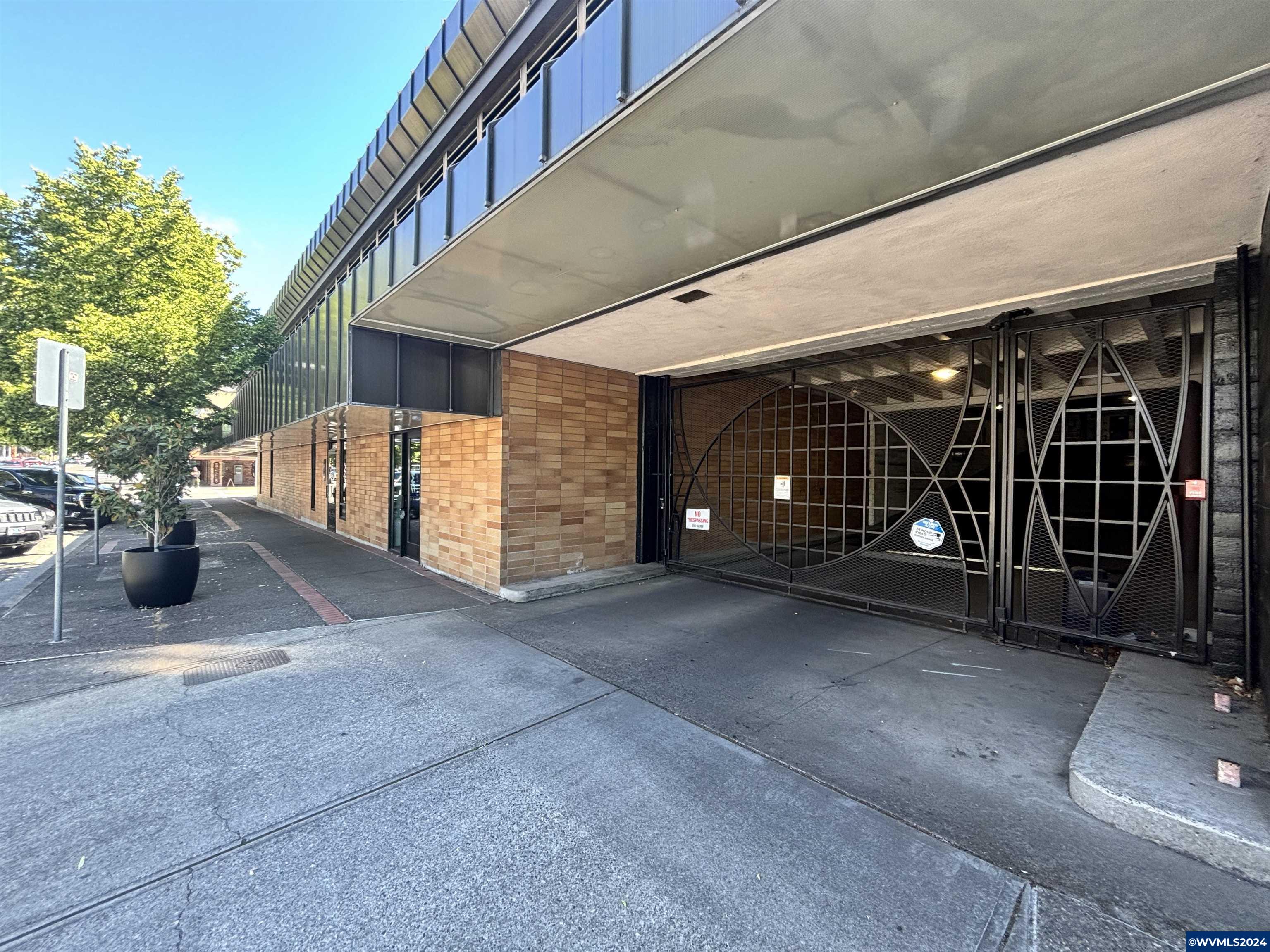 234 High (B) St SE