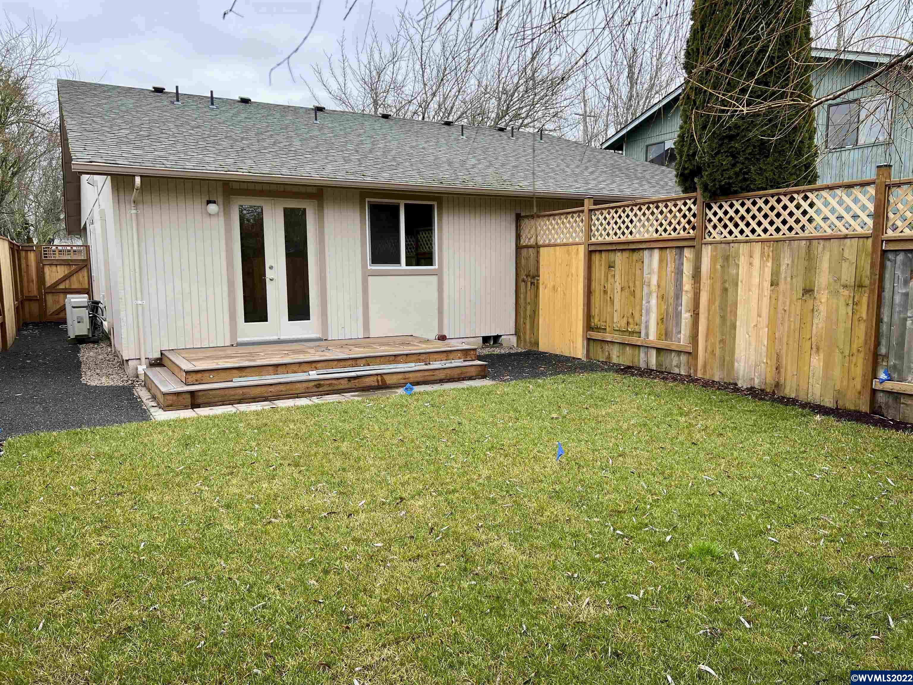 2772 SW Wake Robin Pl