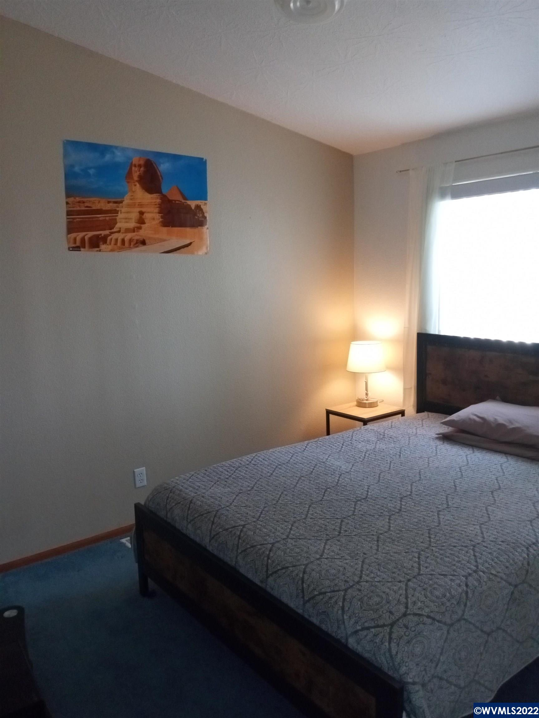 755 NE Circle (#26) Bl