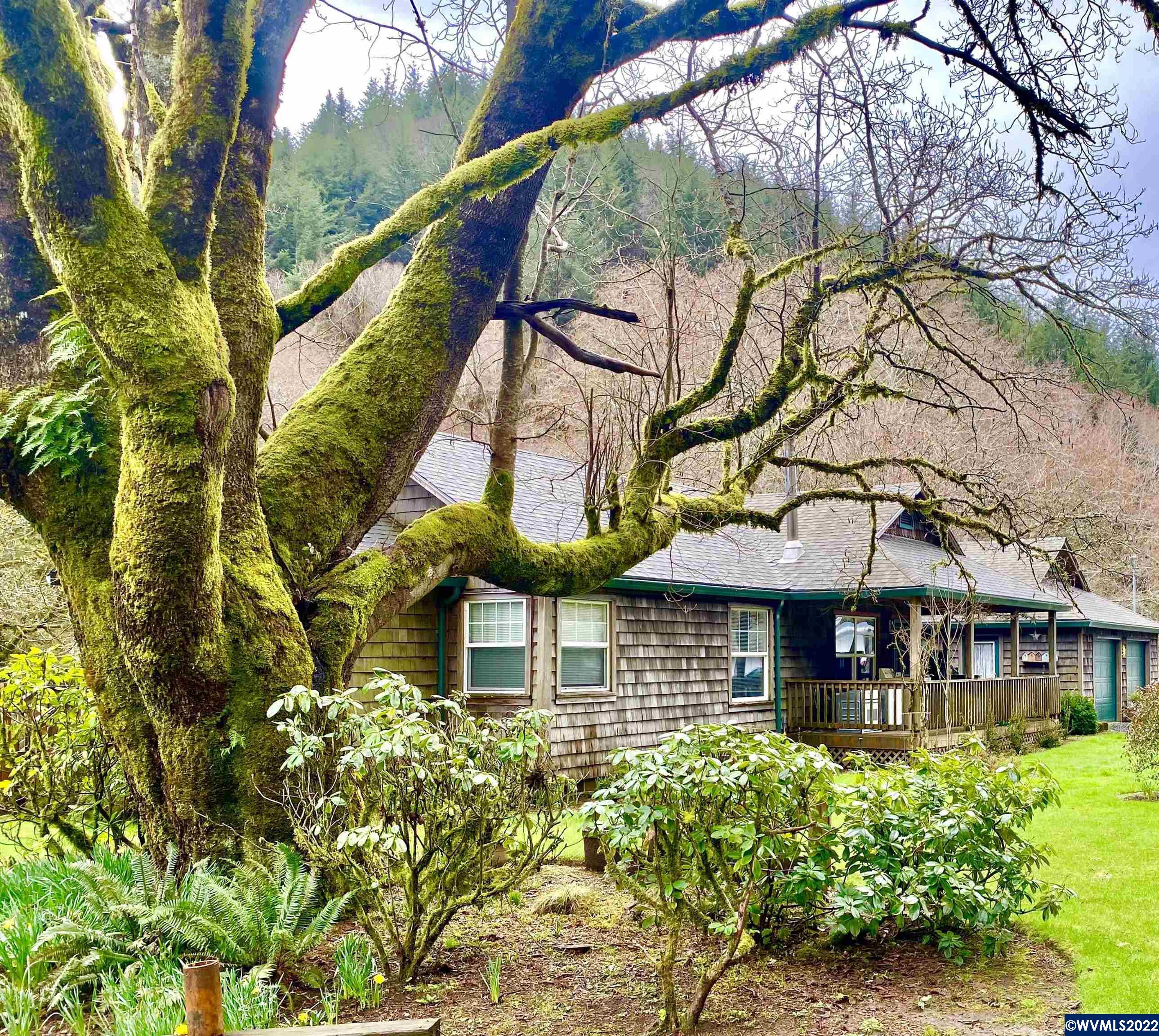 1951 Sams Creek Rd