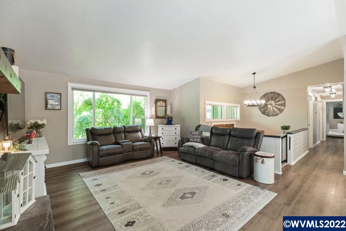 4988 Bramblewood Ln NW