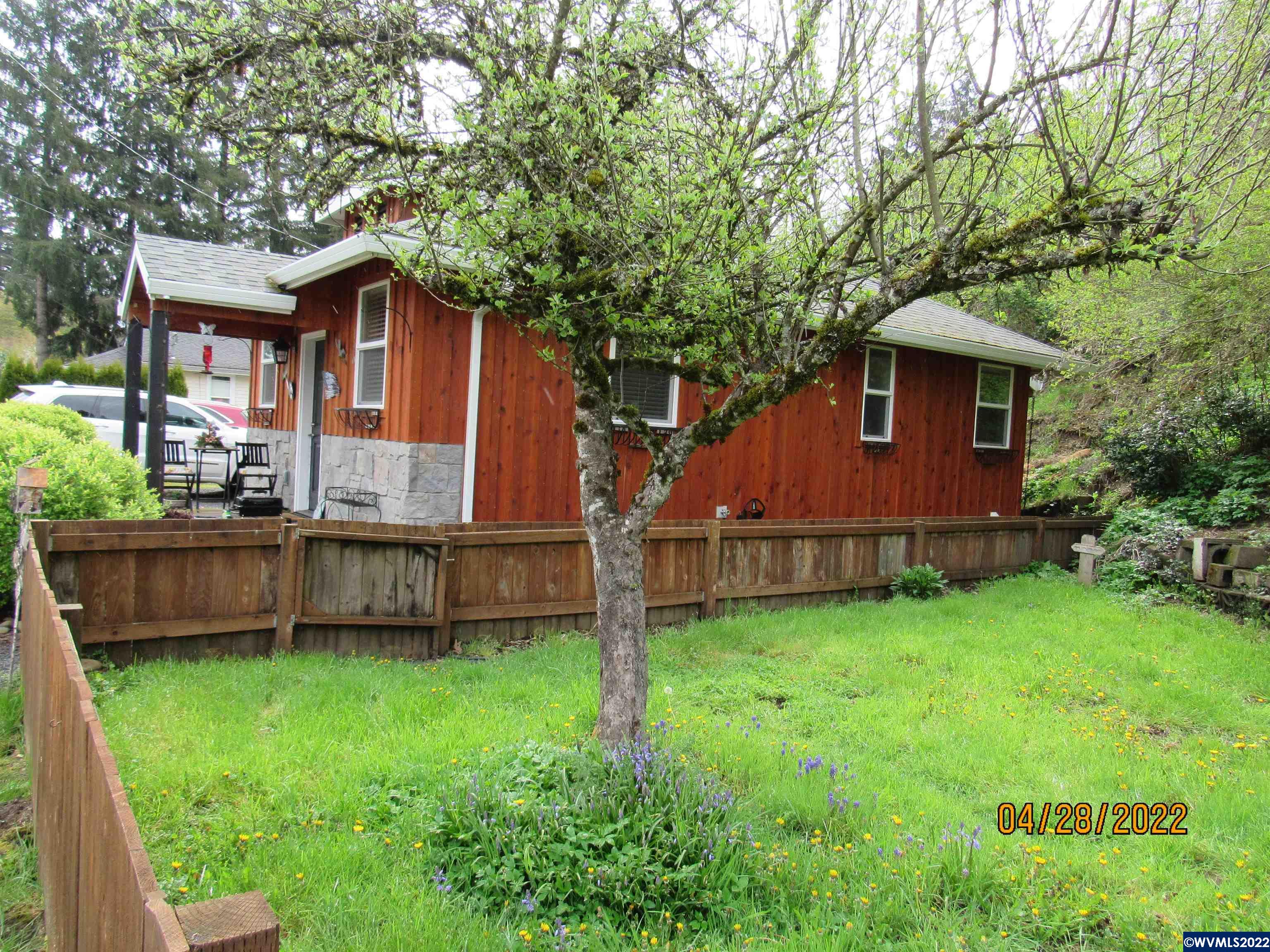 170 SE Hazel St, Mill City, Oregon 97360, 1 Bedroom Bedrooms, ,1 BathroomBathrooms,Residence,For sale,170 SE Hazel St,791875