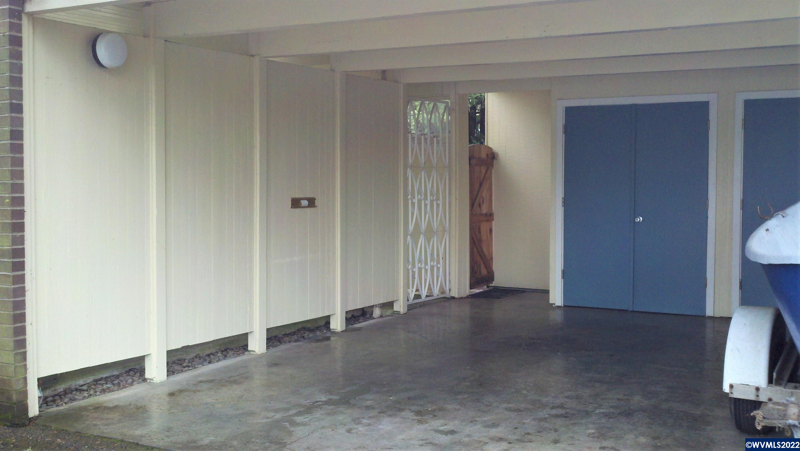 600 NW 30th St