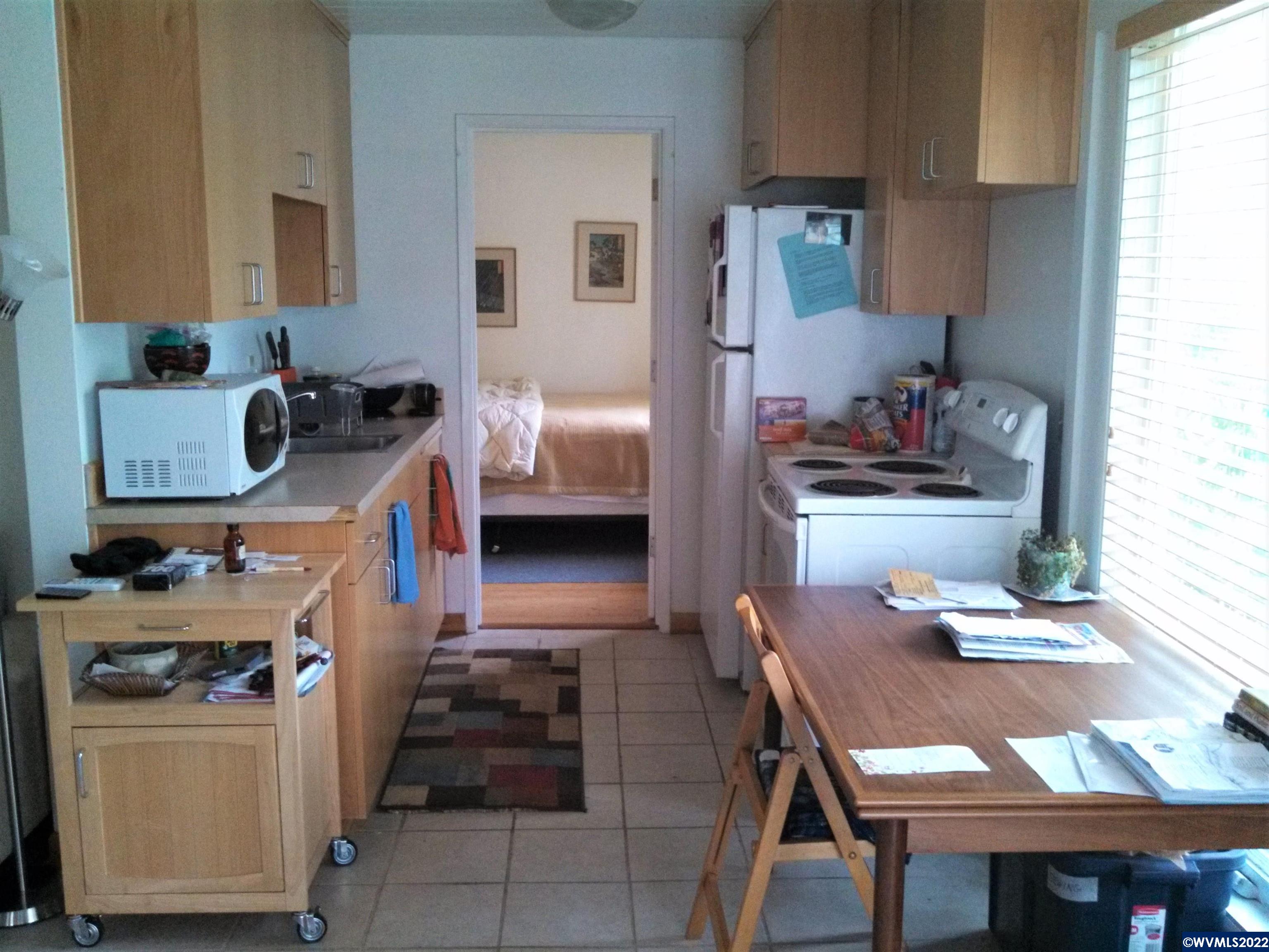 600 NW 30th St