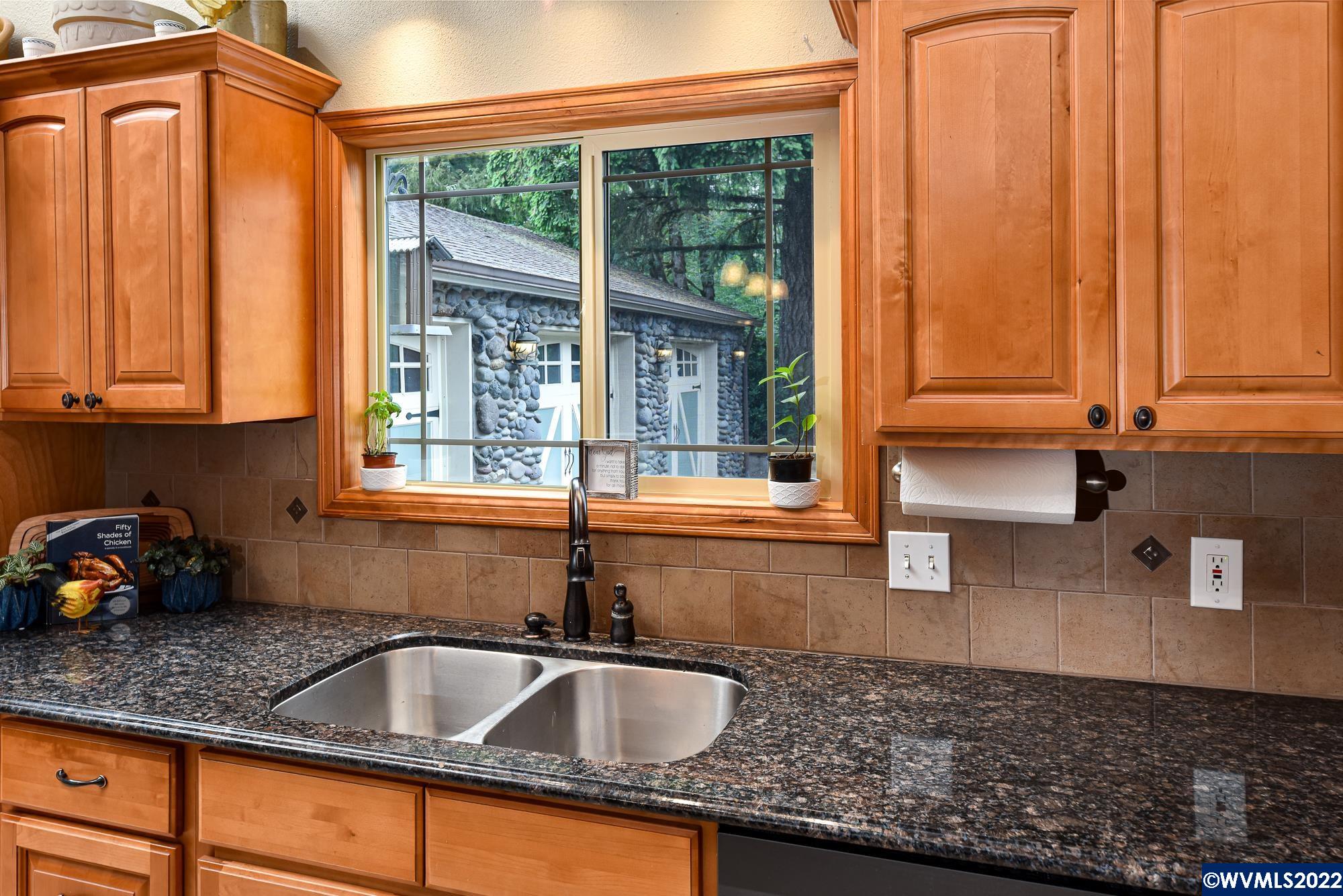 42801 Island Inn Dr