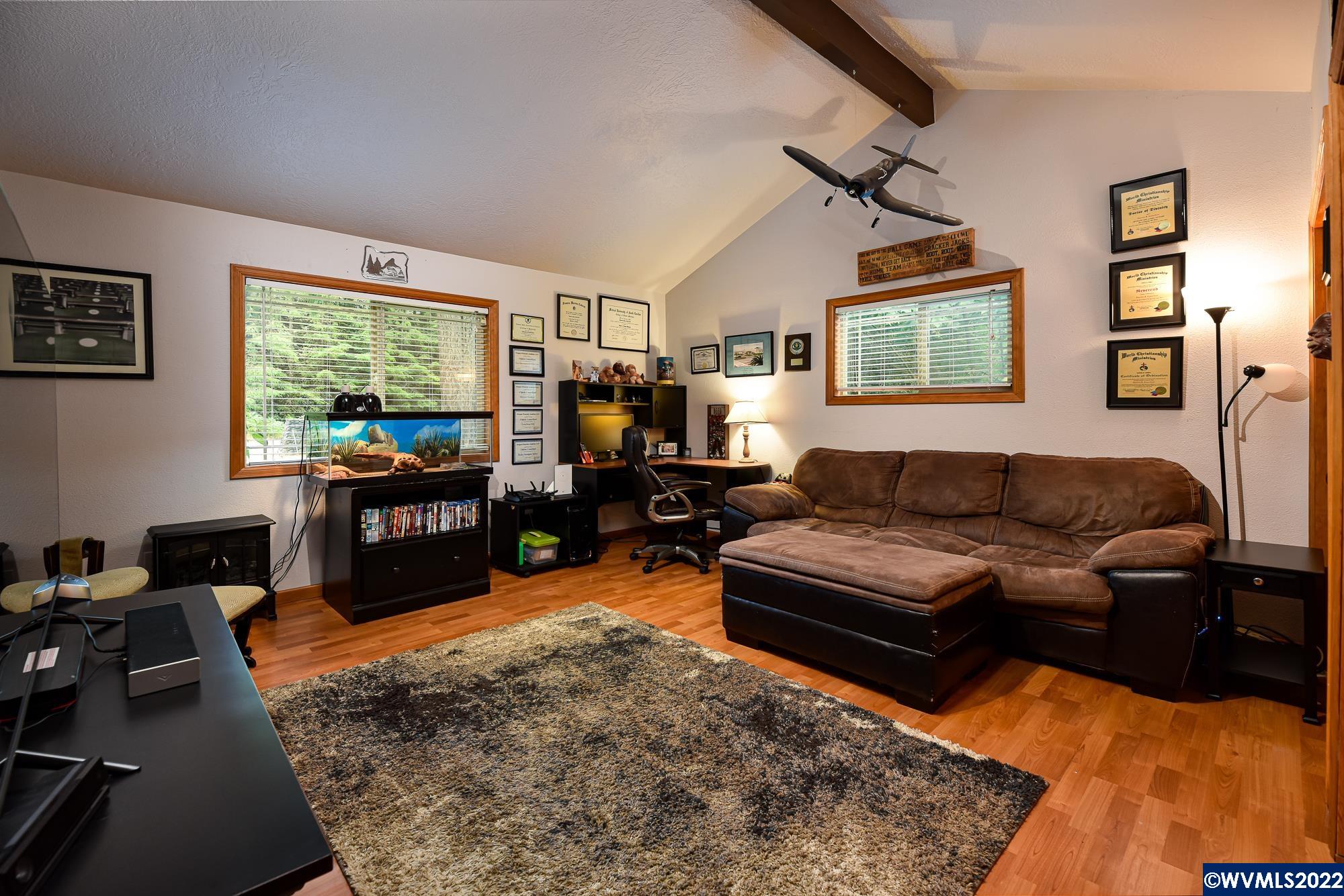 42801 Island Inn Dr