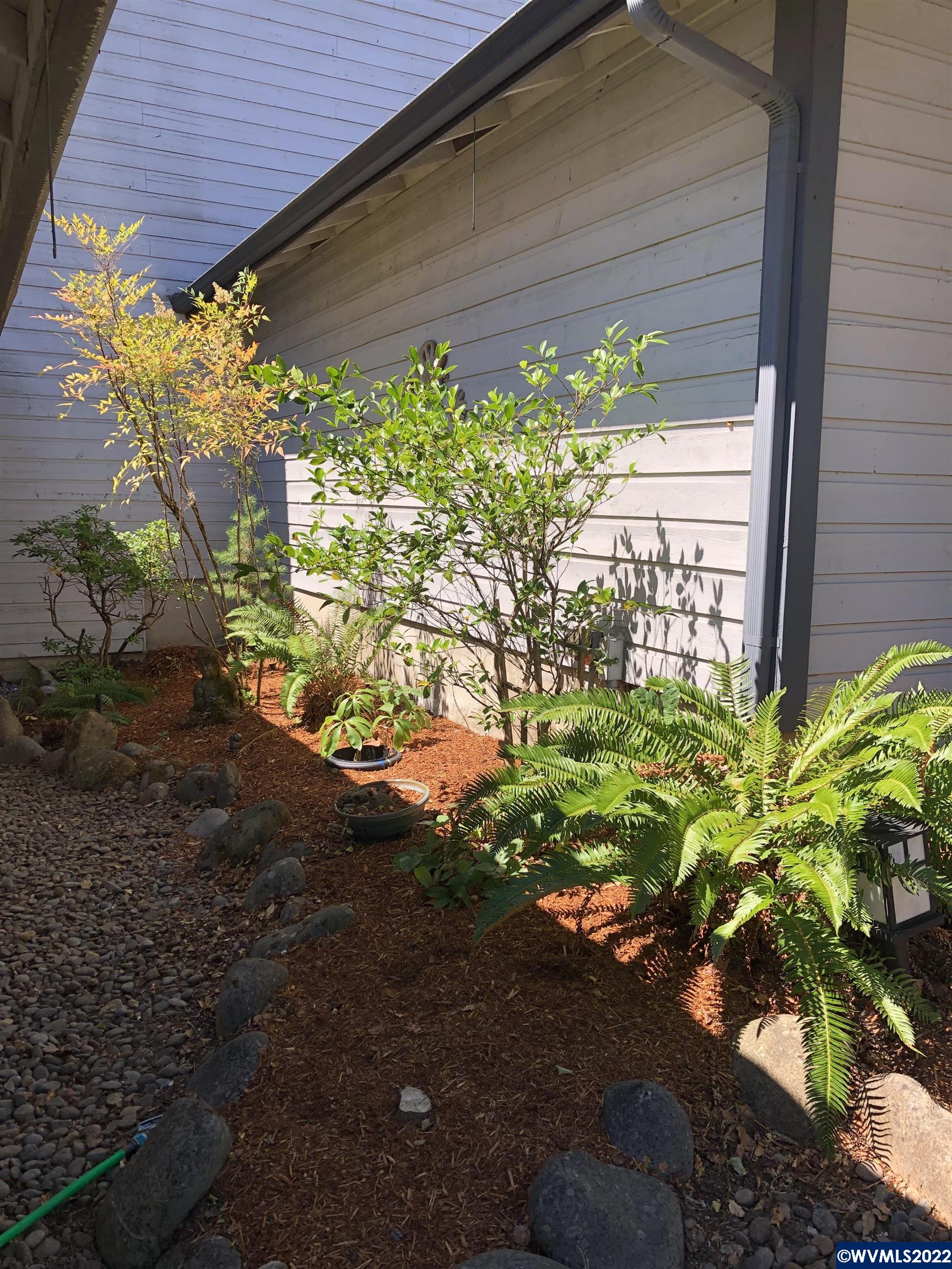 2679 NW Ginseng Pl