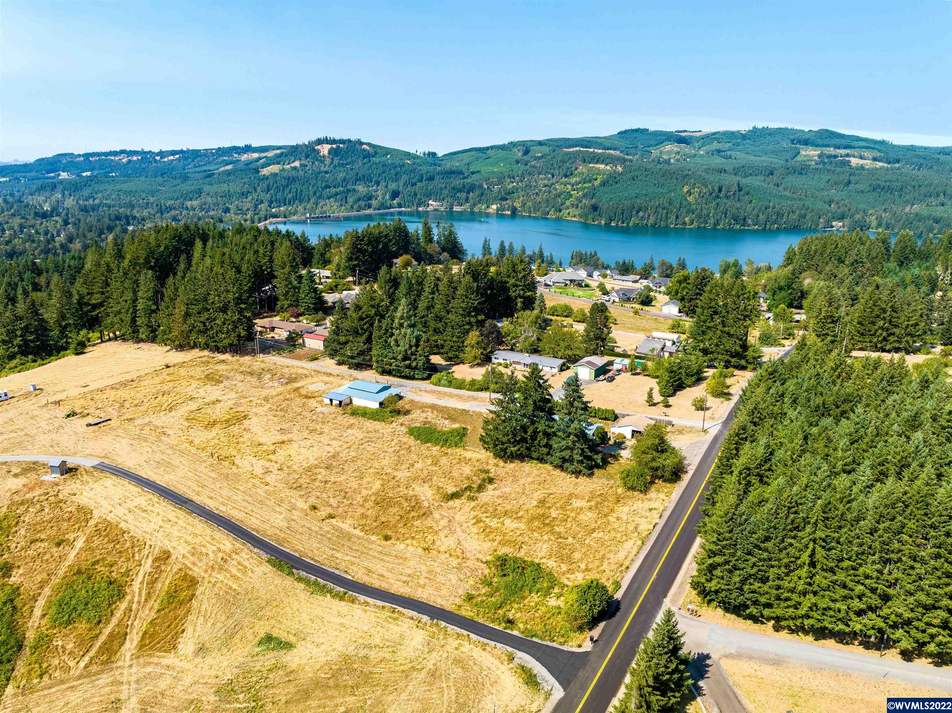 27580 Riggs Hills Rd, Sweet Home, OR 97345