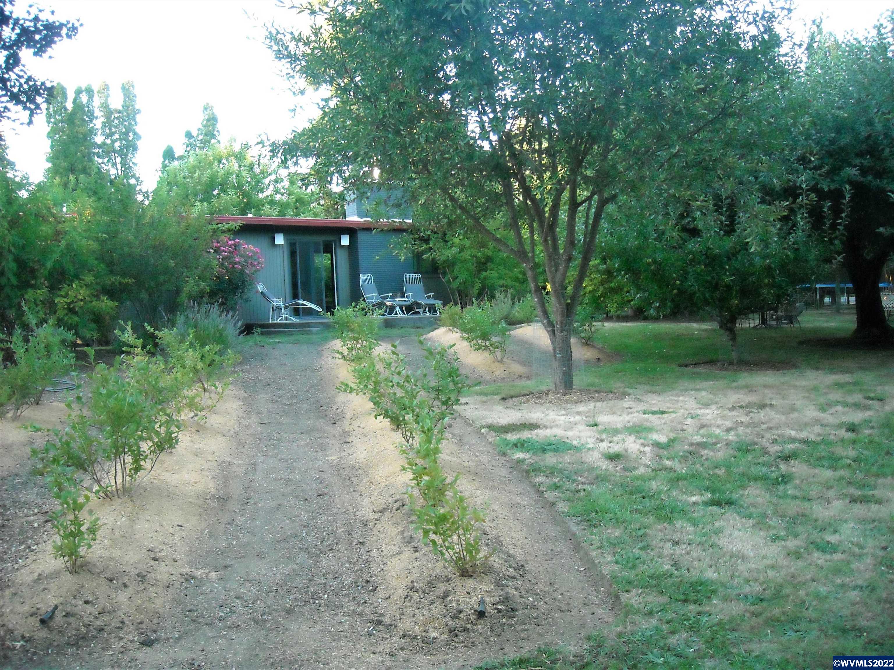 32642 Peoria Rd SW