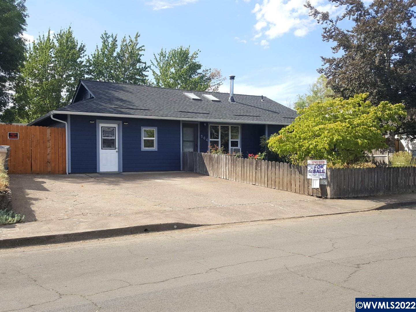 564 SE Powell Av