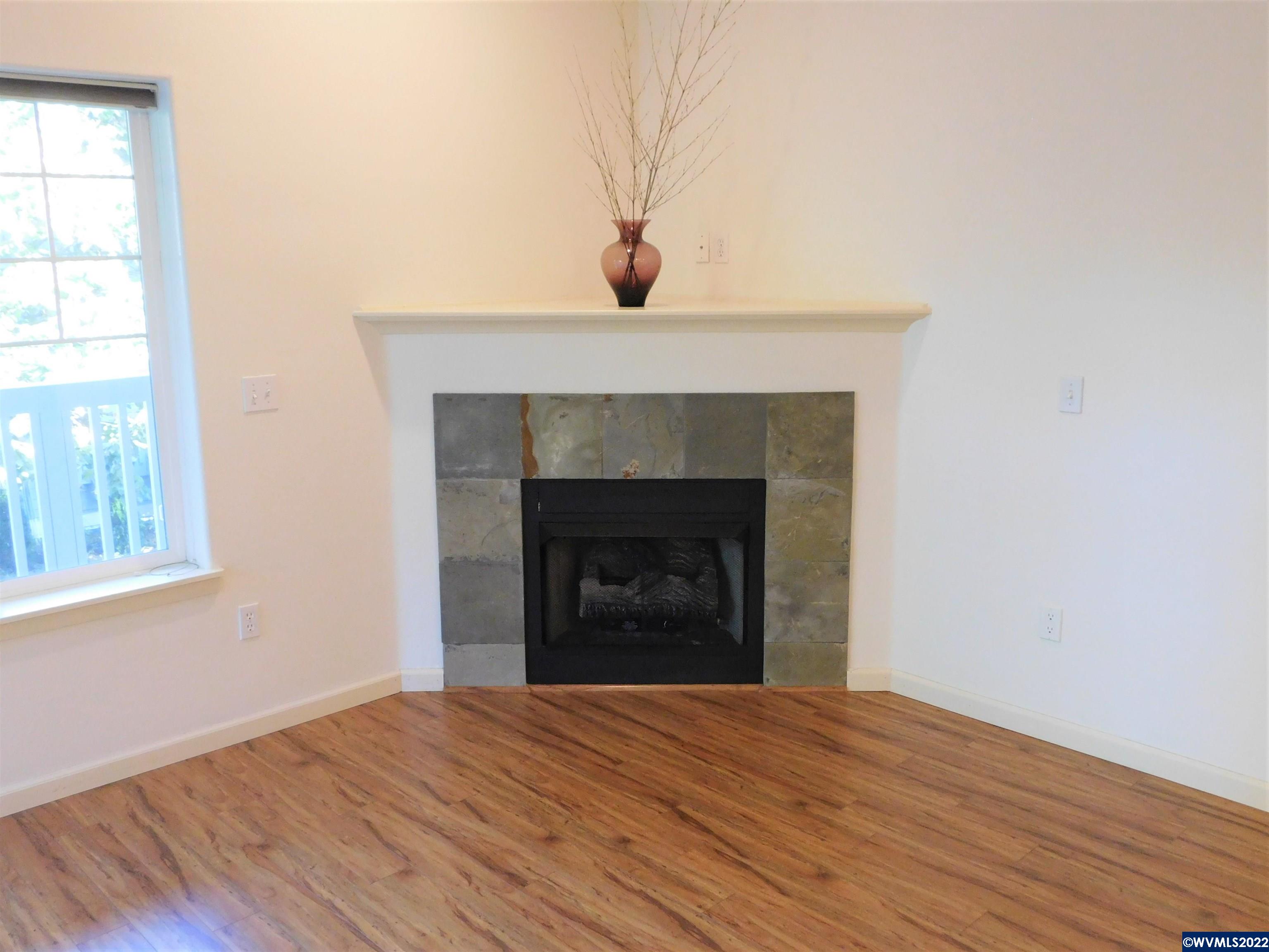 6298 SW Grand Oak (#H-204) Dr